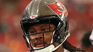 Bucs resign Jamel Dean to four-year contract while Nunez-Roches lands spot  with Giants