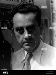 Artist man ray portrait immagini e fotografie stock ad alta risoluzione