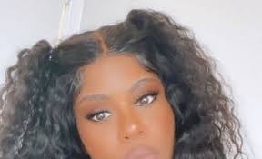 Meet Laura Jane Jones