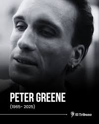 Los oficiales Cristian Pacheco y Mauro Sumbay, de La Caldera, asistieron el  parto de una mujer en la esquina de Pellegrini y Caseros, en medio del  movimiento del centro salteño. 🚓 La