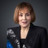 Cynthia Nokes's Instagram, Twitter & Facebook