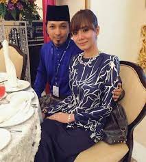 Kuala lumpur tarikh lahir : Menangis Ingin Zuriat Siti Elizad Nekad Mahu Jalani Ivf Risau Sakit Lama Berulang