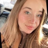 Lenore Mcmanus's Instagram, Twitter & Facebook