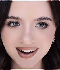 Daisy Cast from Mcgraw Ave