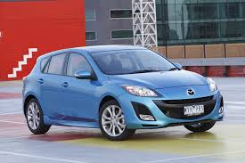 There are 81 reviews for the 2011 mazda mazda3, click in all honesty, if you dont sport a turbo charger, a big block engine or some na performance engine, you dont need to have an aggressive front grill. Used Mazda 3 Review 2009 2013 Carsguide