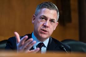 Banks proposes changes to chips export bill