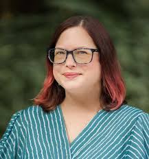 Meredith Connor's Instagram, Twitter & Facebook