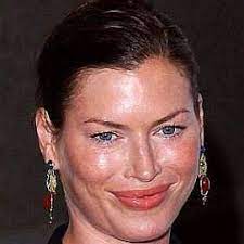 The track tonight you belong to me was used in the first and the final episodes of american horror story: Who Is Carre Otis Dating Now Husband Biography 2021