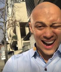 Portland's Tony Robbins Event Uncovered an Infinity Loop of Self-Help  Schlock