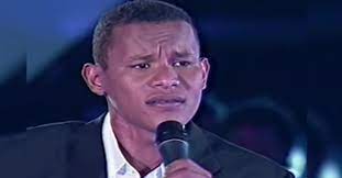 He trained as a medical doctor in the universidad autonoma de baja california, mexico and graduated in 1984. Asi Luce En La Actualidad Francisco Villareal El Ganador Del Factor X 2006