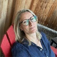 Eileen Trott's Instagram, Twitter & Facebook