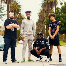 Rapper born in canada #9 about hip hop artist with a huge youtube presence of more than 3.1 million subscribers who went viral with the official music video of his song cash me outside featuring the creator of the same phrase, danielle bregoli. Deji Lays Into Ksi With Heated Diss Track Featuring Jallow Dax And Crypt Dexerto