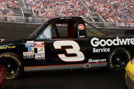 With no practice or qualifying on the schedule, the field expands to 40 trucks. Gallery Landing Page Official Site Of Nascar Nascar Trucks Nascar Nascar Heat