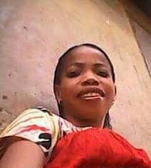 Good evening Famz❤️ Welcome to our HOT SEAT segment 🤸🤸🤸🤸🤸 Our guest