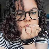 Diana Cacho's Instagram, Twitter & Facebook