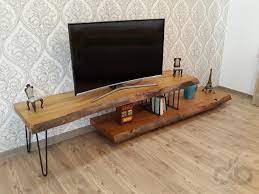 İşte bu yüzden tv ünitesi seçerken ahşap mobilyalara yönelebilirsiniz. Dogal Agac Tv Sehpalari 2019 Dekorblog
