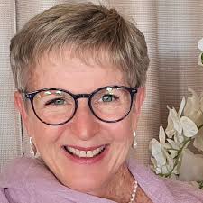 Janet Jarvis's Instagram, Twitter & Facebook