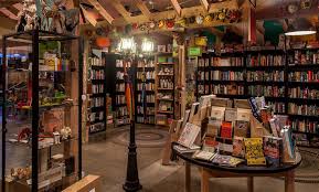 Writers Share 11 Us Bookstores Worth Traveling For Bookstore Bookshop Travel