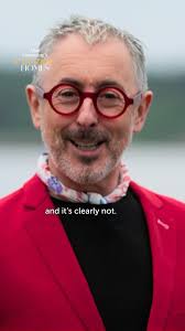 New DI, same Saint-Marie. Get ready for the #DeathInParadise holiday  special! Here's a first look at Don Gilet as Detective Inspector Mervin  Wilson. #BritBox #DonGilet