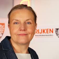 Check Sara haar eindejaarsvideo! Dit was zo tof om met mijn dochter te  kunnen maken. Die spierziekte is soms best een beetje klote hoor, maar dat  we samen dit soort dingen kunnen