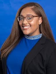 Kendra Horton's Instagram, Twitter & Facebook