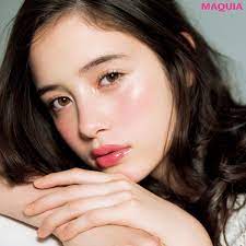 ハッピーな感情が透ける引き寄せフェイスのつくり方 ベースメイク編 マキアオンライン maquia online แต งหน าสไตล เอเช ย แต งหน าประจำว น ไอเด ยการแต งหน า
