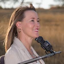 Tracy Heine's Instagram, Twitter & Facebook