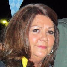 Karen Wasielewski's Instagram, Twitter & Facebook