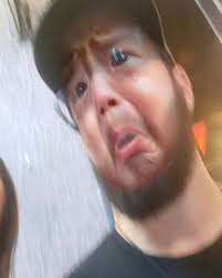 Valeu 2024!, Este foi um ano de muito aprendizado. Houve momentos em que  achei que iria desmoronar; sofri, fui feliz, fui acolhida e acolhi. Tive  que aprender muitas coisas na marra e ser forte. Não ...