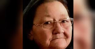 Andrea Bearden's Instagram, Twitter & Facebook