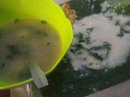 Bubur Kelor Masih Bingung Cara Makannya Ada Sayur Beningnya Segala Dulu Jaman Di Kampung Daun Kelor Itu Taunya Buat Nyembuhin O Food Desserts Ice Cream