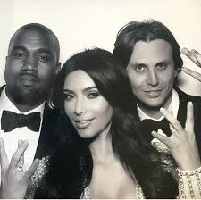 Black And White Photo Booth Kardashians The 3 Musketeers Kkj Kim Kardashian Wedding Kardashian Kimye