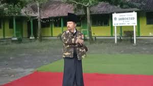 Kh agus sunyoto menguak sejarah hari pahlawan fatwa dan resolusi jihad. S5hdjz1r7mp4hm