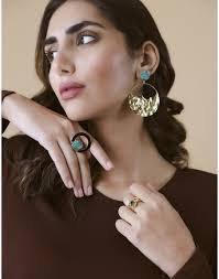 Alyssa Ring's Instagram, Twitter & Facebook