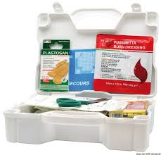 Our first aid kit comparison table lets you easily compare components between our range of first aid kits so that you can choose the right kit for your needs. First Aid Kit Box France