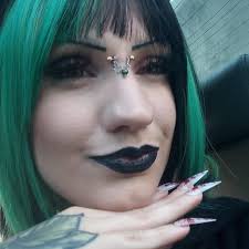 Bridge Piercing Jewelry: Surgical Steel Chain With Green Glass Bead