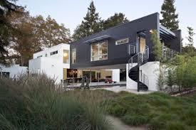 Michael hennessey creates modern bay windows for san francisco townhouse. Large Modern House In The Heart Of The San Francisco Bay Area Palo Alto Etats Unis Homeexchange