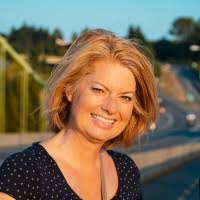 Wendy Aaserud's Instagram, Twitter & Facebook