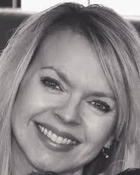 Dawn Levasseur's Instagram, Twitter & Facebook