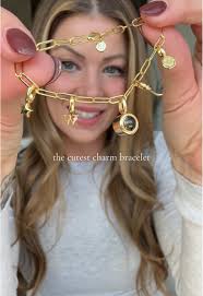 How to Open Wear Felicity Charm