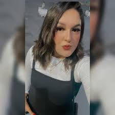 Raphael Baez de Bento Ribeiro no Rio de Janeiro viralizou após postar a  gravação da câmera de segurança do momento da entrega de sua TV. O caso  ocorreu em 08/03/2024 e gerou