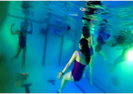 الأصوات المبللة حفلة موسيقية تحت سطح الماء بوابة الشروق نسخة الموبايل