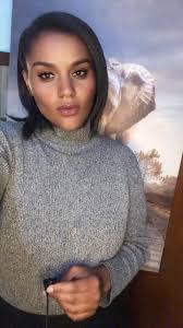 Shyanne Eden Thomas (@shyanneedenthomas)