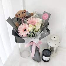 Valentine Gift Box Valentine Chocolate Bouquet Ferrero Rocher Valentine Bouquet Valentines Flower Delivery Kl Kuala Lu Flower Box Gift Hand Bouquet Florist