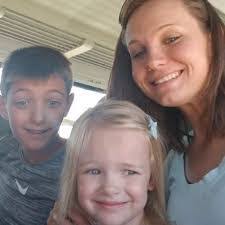 Rachel Rieck's Instagram, Twitter & Facebook