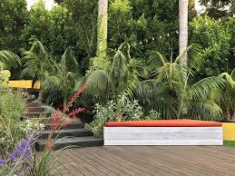 The yates virtual garden free online planner has an extensive catalogue of items to be used in your design, from flowers, vegetables, trees and shrubs to sheds, benches and tables and even includes fountains and ponds. A Garden Across The Miles San Diego Home Garden Lifestyles