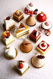 Pretty Christmas Sweets From Ecole Criollo Kuchen Und Torten Konditorei Kuchen Kuchen Und Torten Rezepte