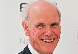 Sandy Jones's Instagram, Twitter & Facebook