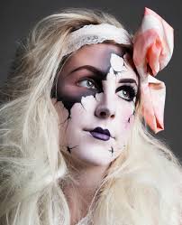 Alice im wunderland kostüm selber machen ❀ für fasching & karneval » entdecke ideen, inspirationen, & accessoires zum einfachen verkleiden auf maskerix! Halloween Make Up Ideen Das Gesicht Fur Halloween Vollig Verandern