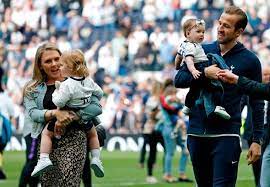 Thanks for visiting, these were the details of harry kane family, wife, girlfriends, son, daughter and parents. Harry Kane Wife How Tottenham Striker Honours Wife Kate On Pitch The Touching Gesture Football Sport Express Co Uk